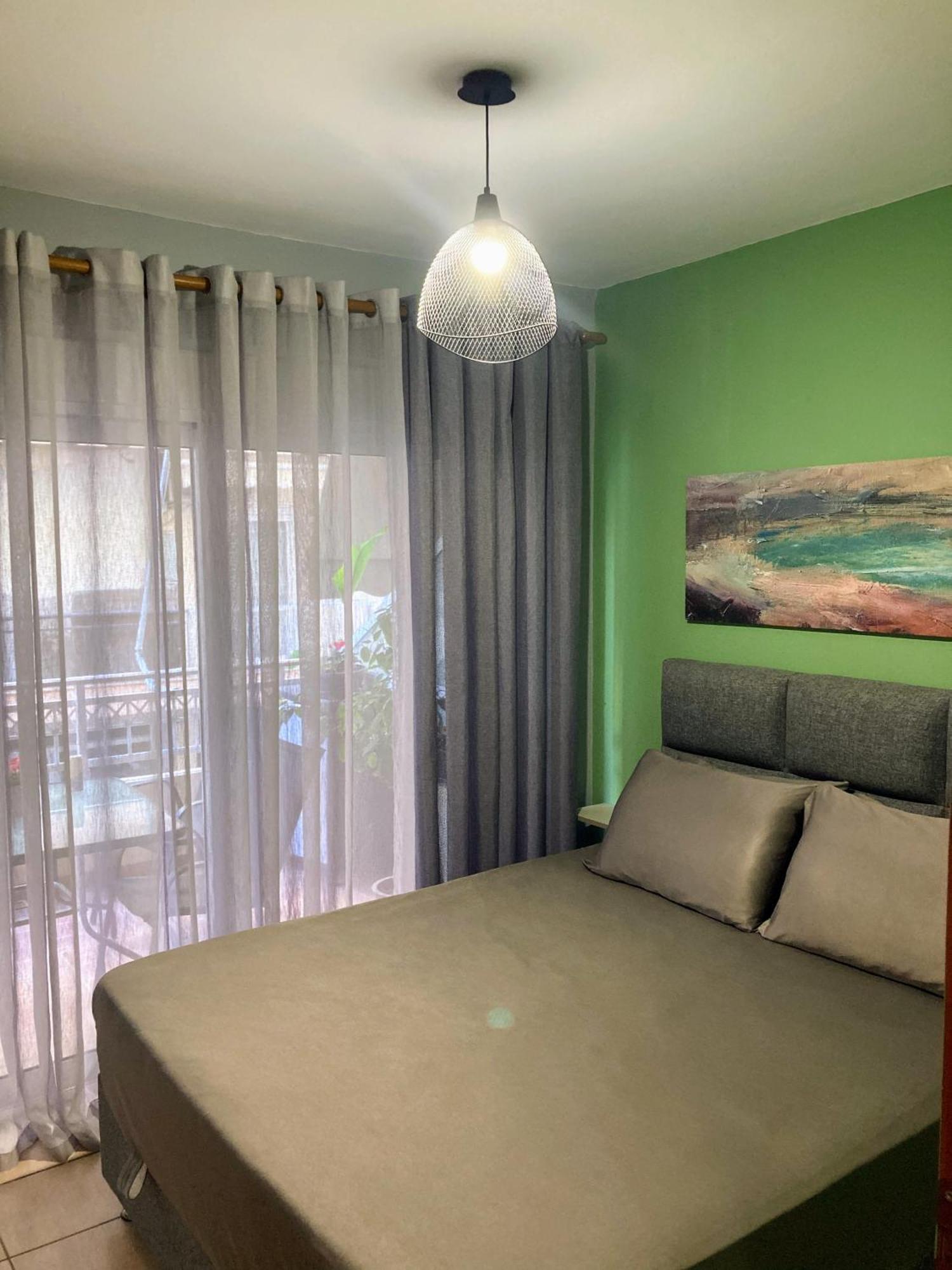 M.O.M.'S Apartment Alexandroupoli Bagian luar foto